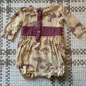Kate Quinn Long Sleeve Henley Bubble Romper, Mushroom